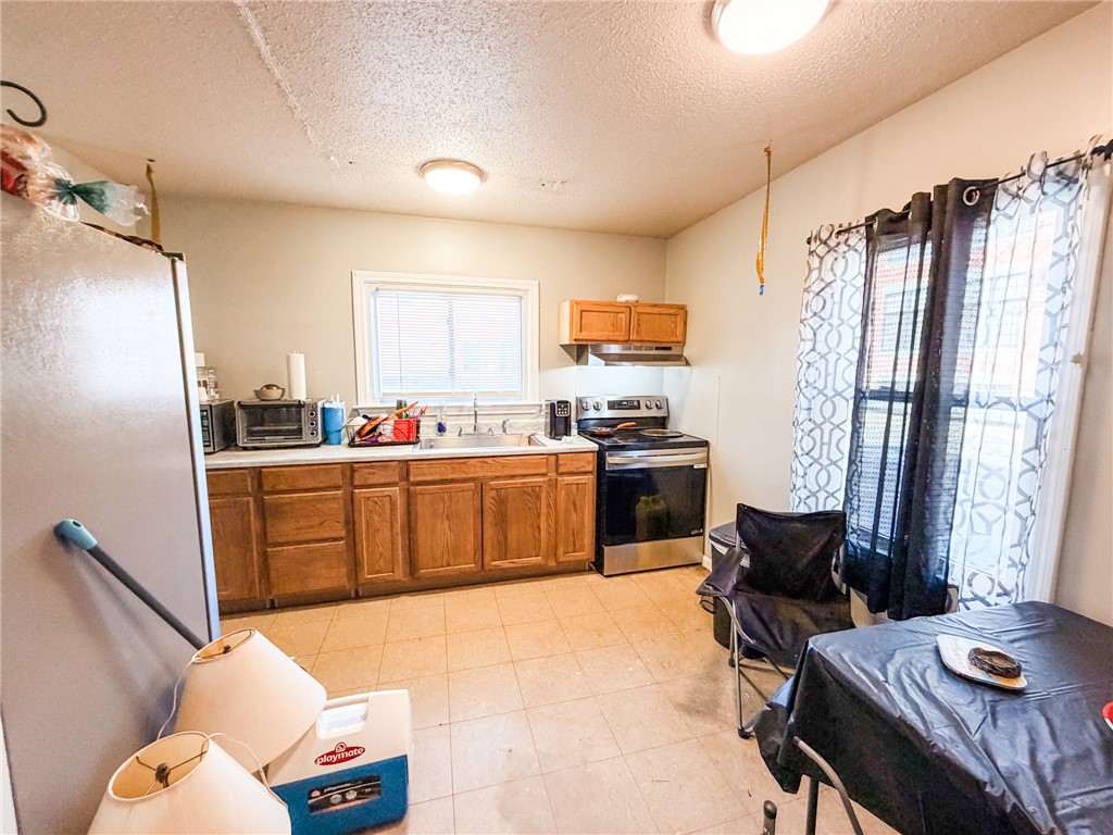 142 Brook Street Woonsocket, RI 02895 - Photo 14 of 29