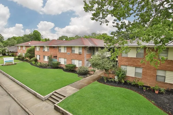 $745 | 8807 Timberside Drive, Unit 3, Houston, TX 77025