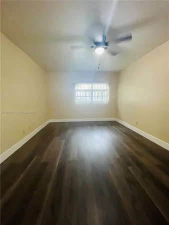 $2,000 | 16924 Southwest 112th Court, Unit V3342, Miami, FL 33157