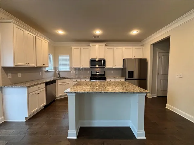 $2,395 | 5123 Woodline View Lane, Auburn, GA 30011