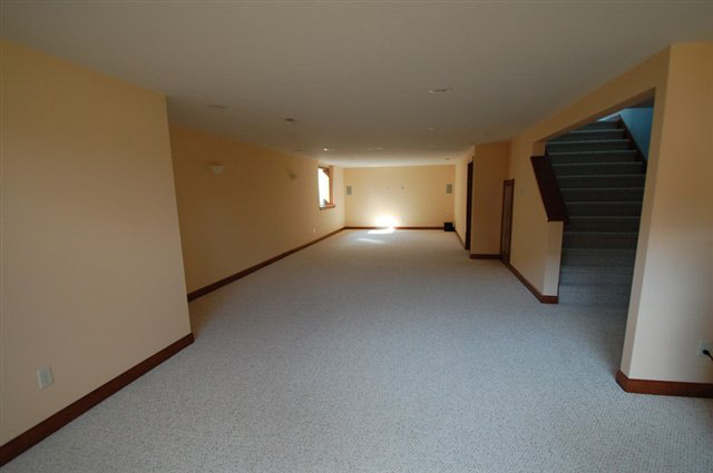 2207 Wakefield Road Goshen, IN 46528 - Photo 6 of 7 Gallery Image 6