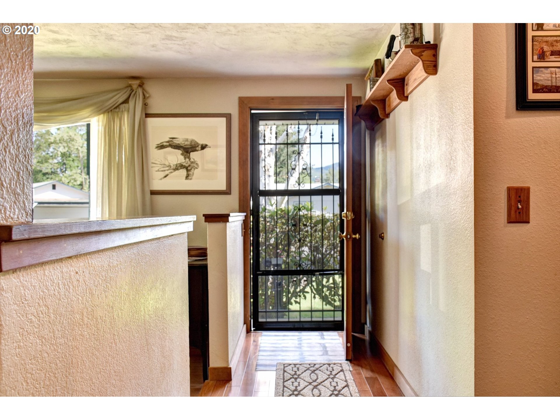 660 70th Street Springfield, OR 97478 - Photo 5 of 29 Gallery Image 5