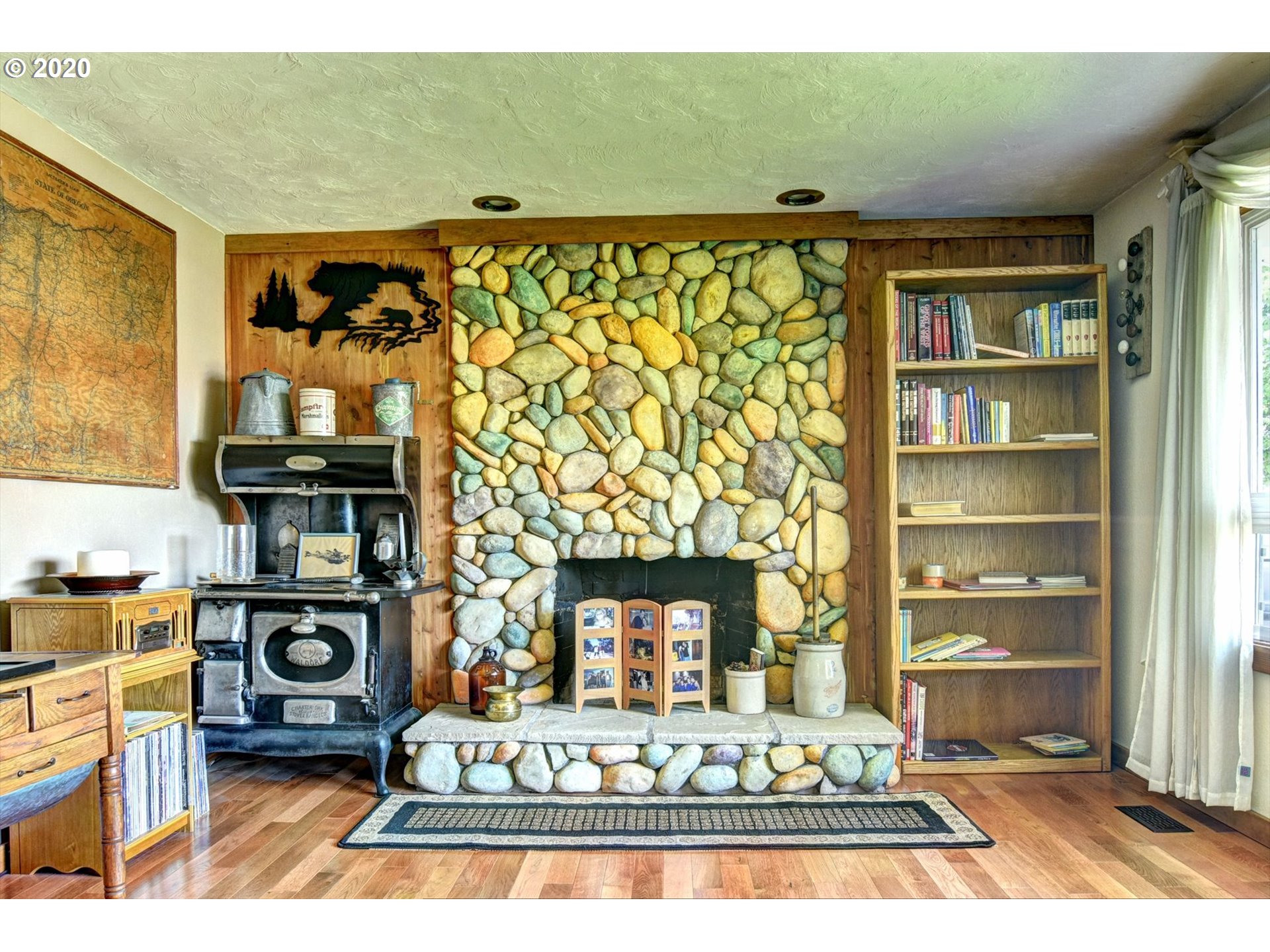 660 70th Street Springfield, OR 97478 - Photo 7 of 29 Gallery Image 7