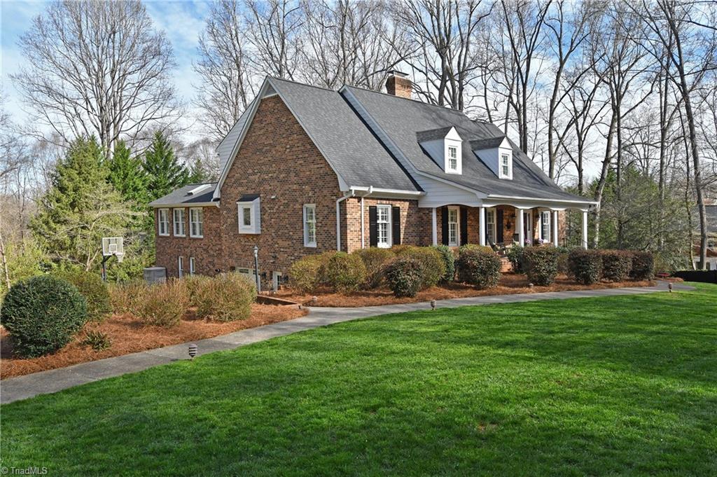 891 Moyers Road Winston-Salem, NC 27104 - Photo 2 of 22