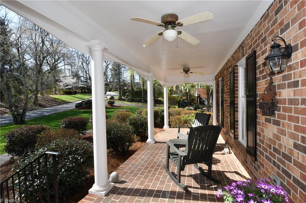 891 Moyers Road Winston-Salem, NC 27104 - Photo 3 of 38