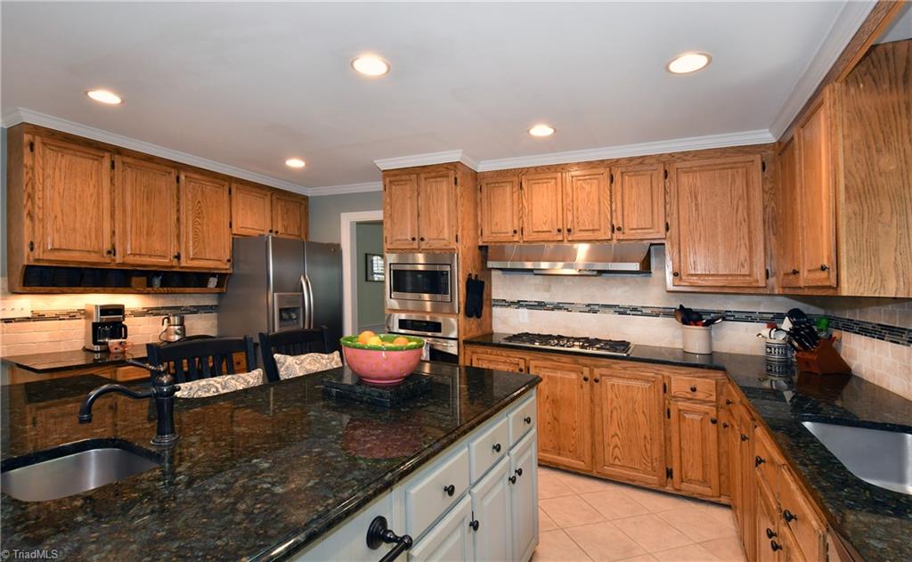 891 Moyers Road Winston-Salem, NC 27104 - Photo 7 of 38
