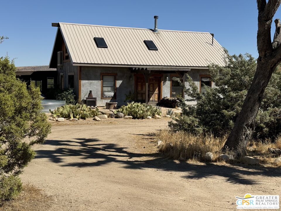 53408 Stud Valley Road Pioneertown, CA 92268 - Photo 6 of 49