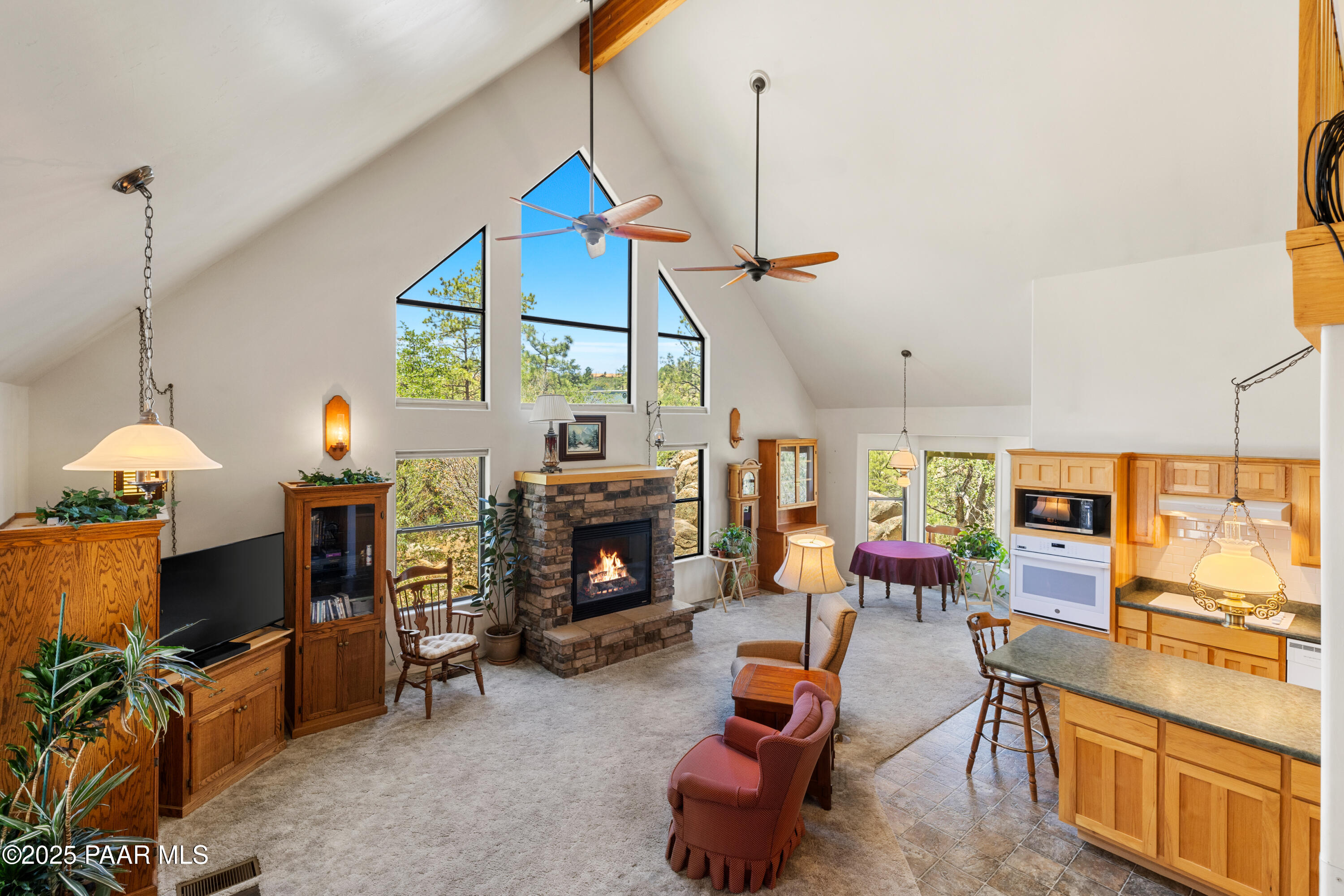 2024 Idylwild Road Prescott, AZ 86305 - Photo 8 of 19 06-Living