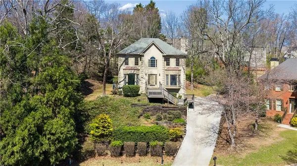 $569,000 | 5055 Mallory Court, Suwanee, GA 30024