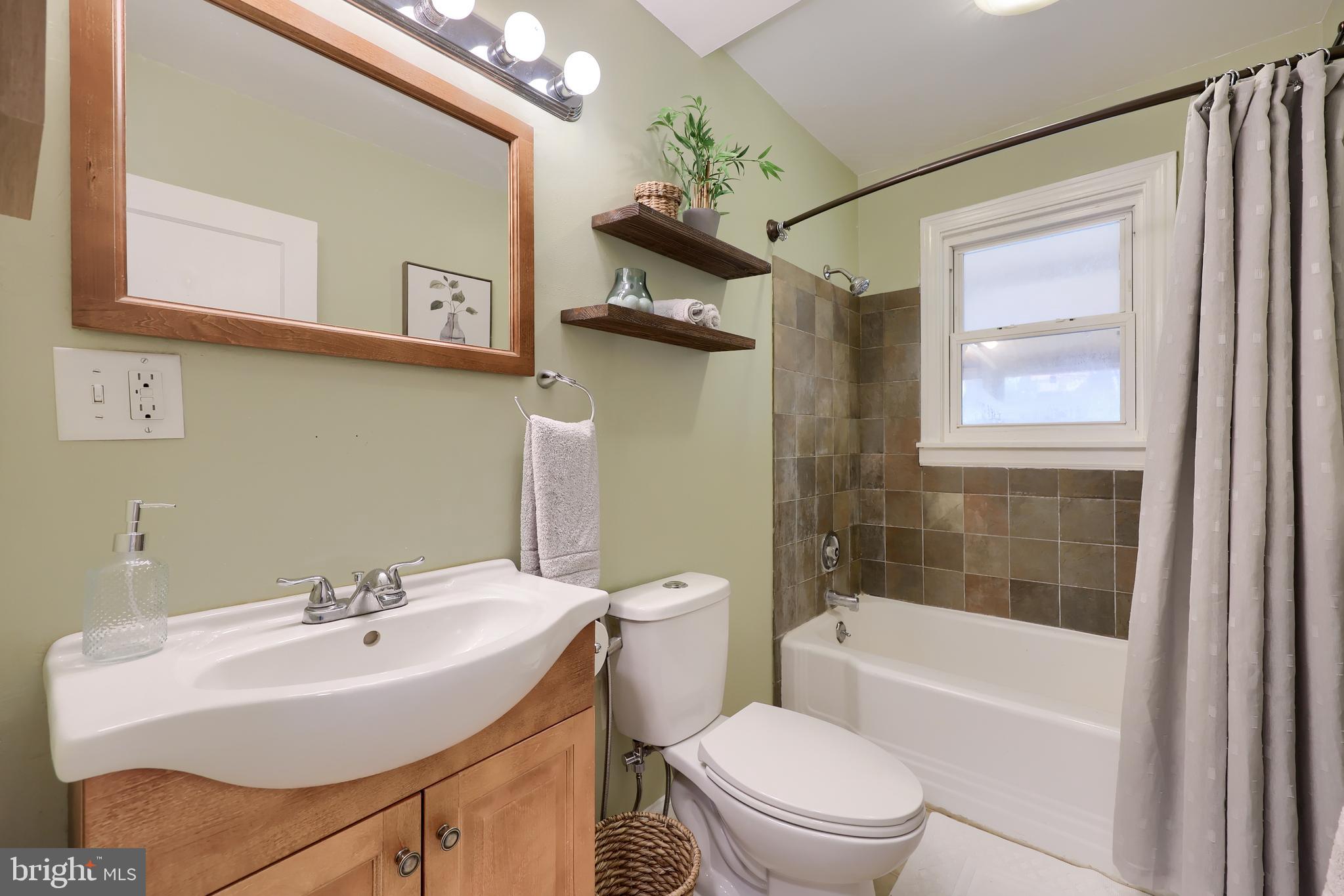 20 Willis Lane Lancaster, PA 17602 - Photo 17 of 39 a bathroom with a sink toilet and shower