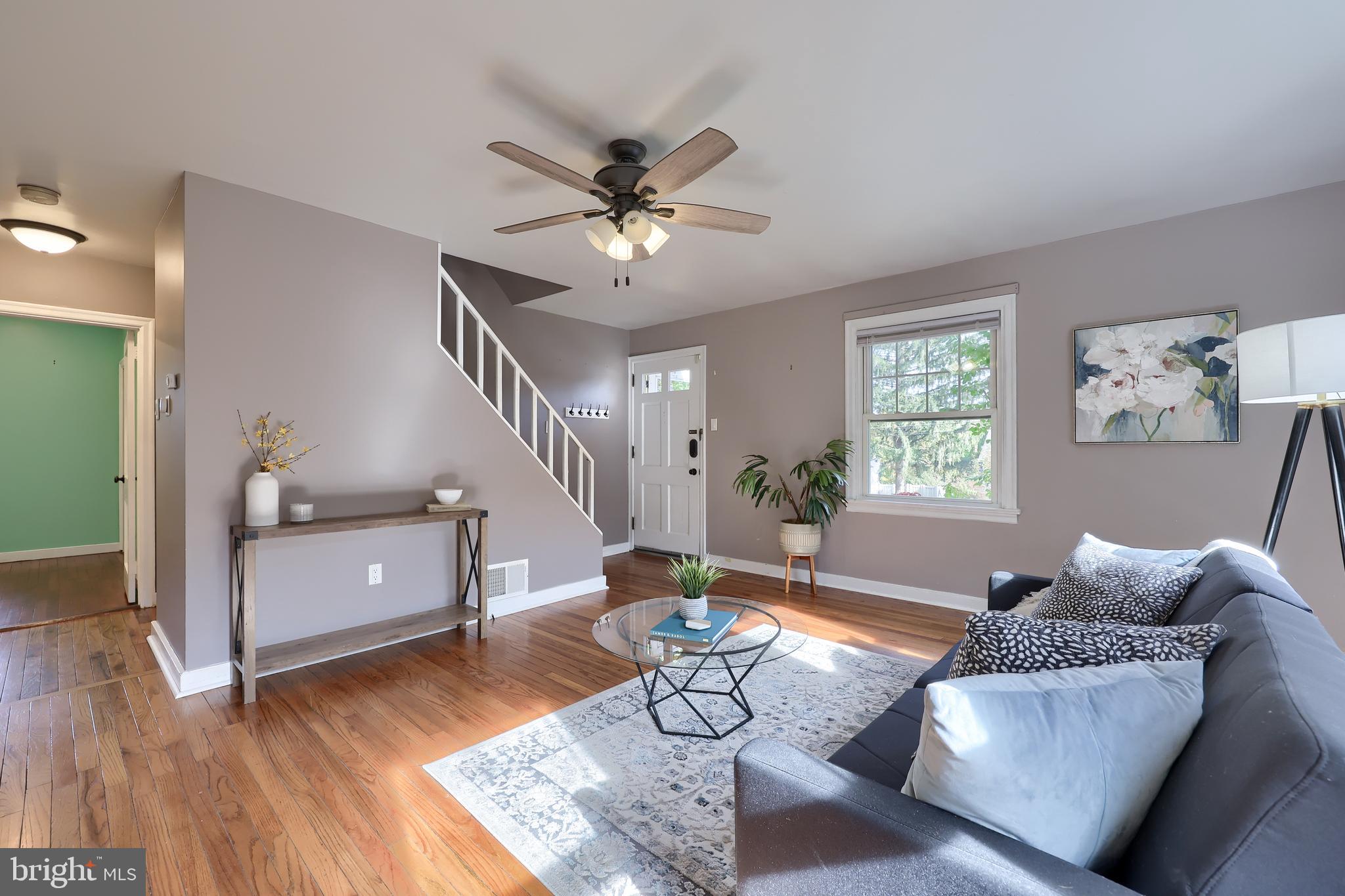 20 Willis Lane Lancaster, PA 17602 - Photo 7 of 39 a living room with furniture and a wooden floor