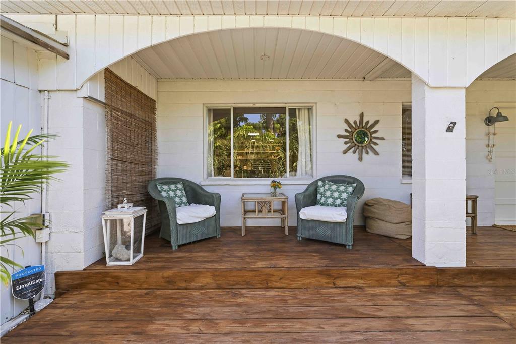 624 Bayshore Road Nokomis, FL 34275 - Photo 3 of 72