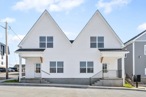 $1,200 | 106 Cooper Place, Unit 1, Clarksville, TN 37040