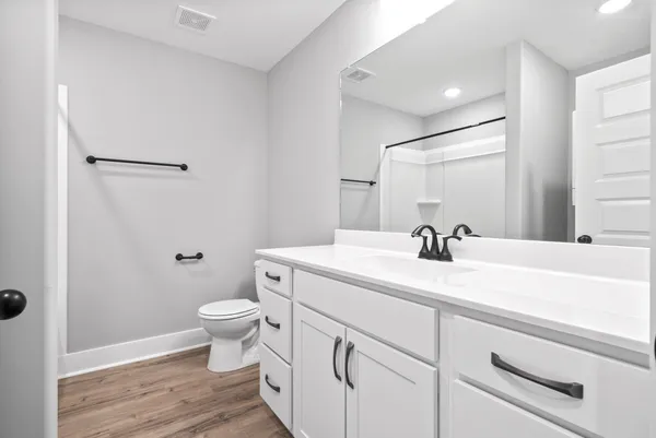 $1,200 | 106 Cooper Place, Unit 1, Clarksville, TN 37040