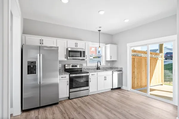 $1,200 | 106 Cooper Place, Unit 1, Clarksville, TN 37040