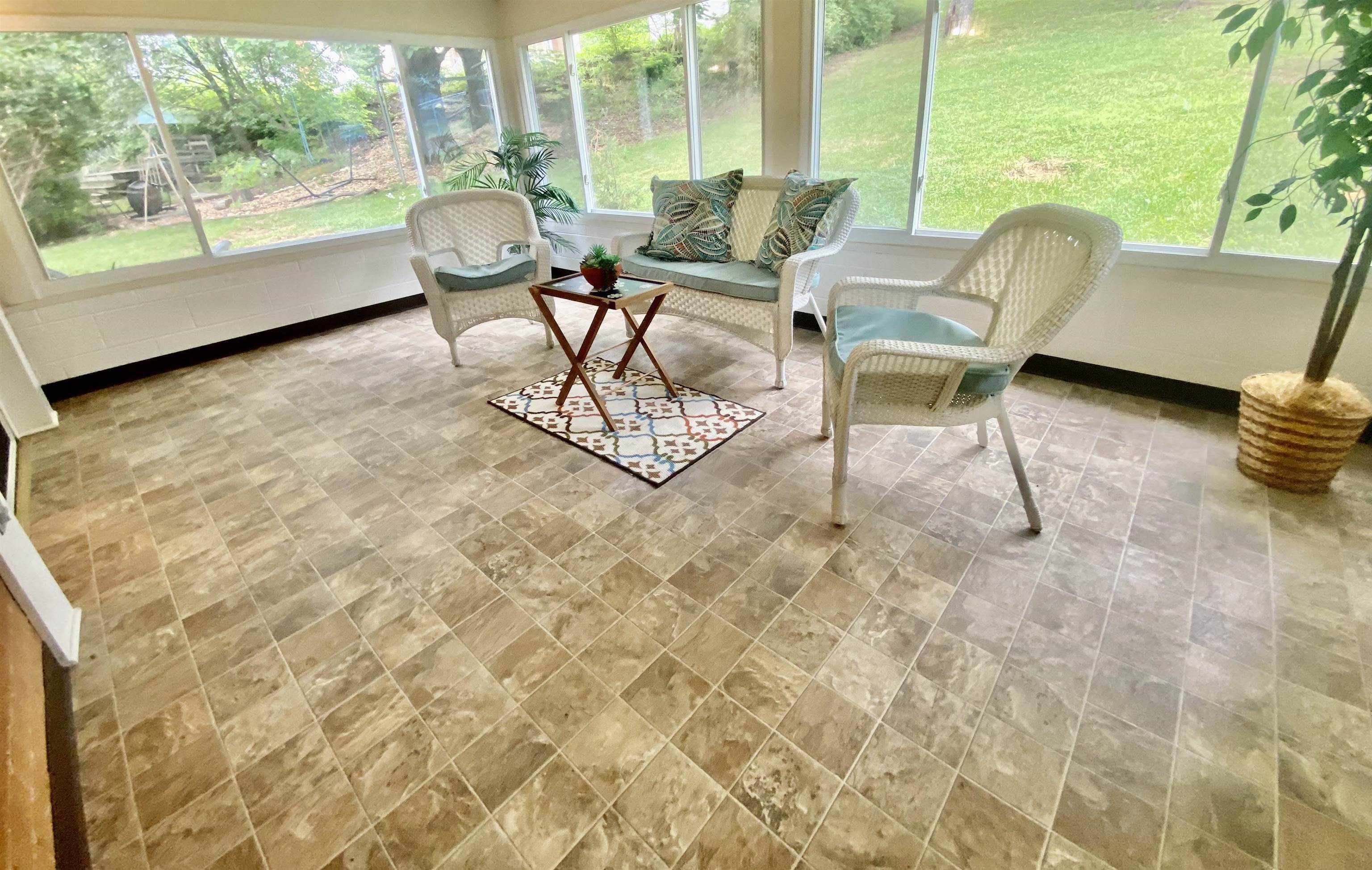 1521 Spring Hill Road Staunton, VA 24401 - Photo 11 of 37 Gallery Image 11