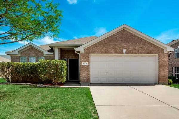 $2,495 | 10413 Trevino Lane, Benbrook, TX 76126