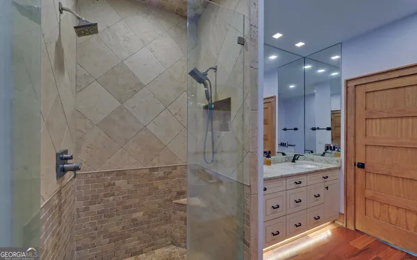 $1,100,000 | 675 Freedom Hgt, Hartwell, GA 30643