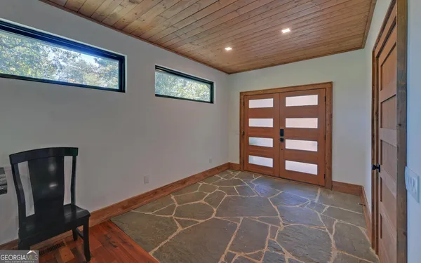 $1,100,000 | 675 Freedom Hgt, Hartwell, GA 30643