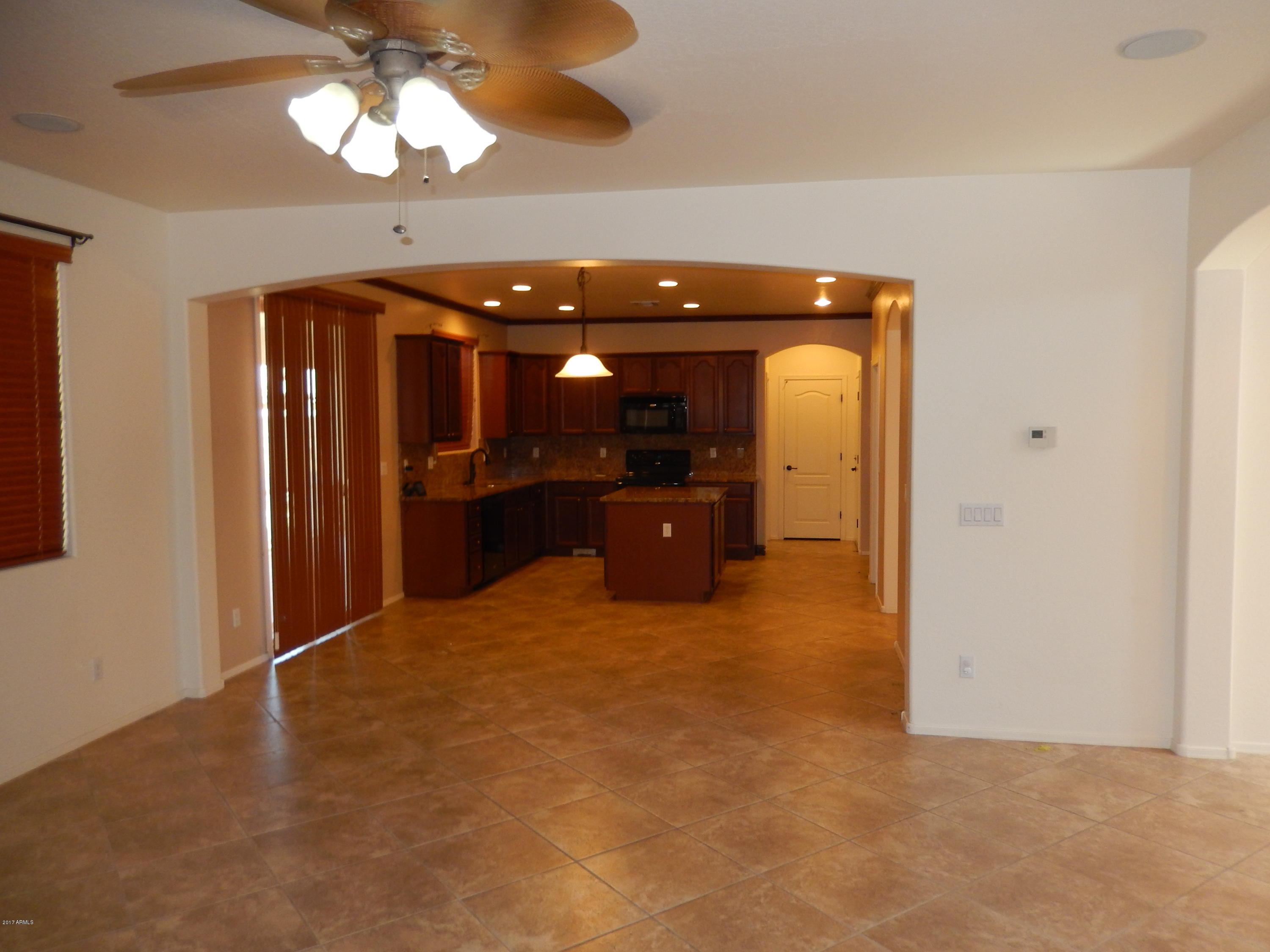 7130 West Carter Road Laveen, AZ 85339 - Photo 3 of 4 dining