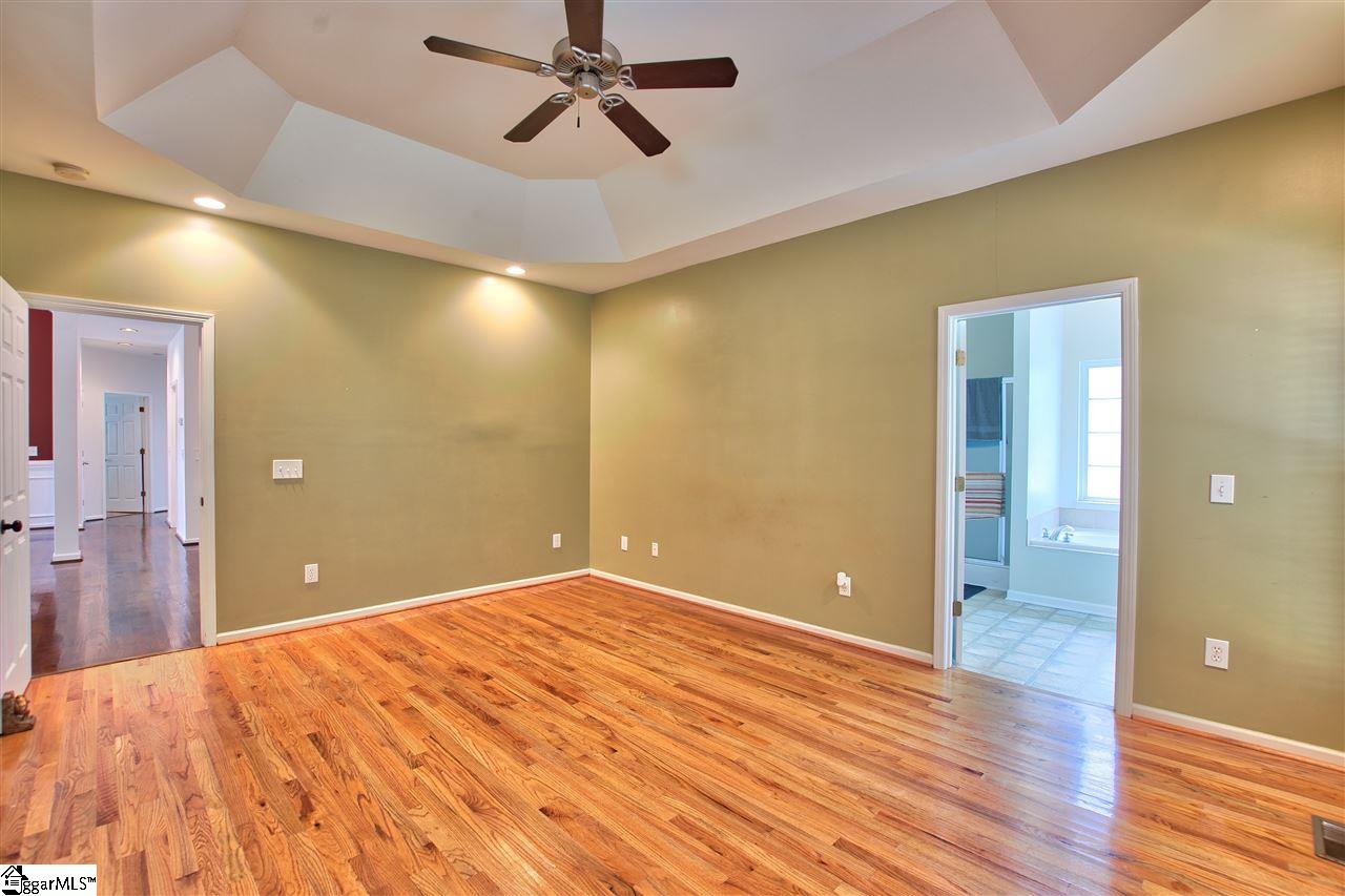 204 Forked Oak Way Fountain Inn, SC 29644 - Photo 14 of 27 Gallery Image 14