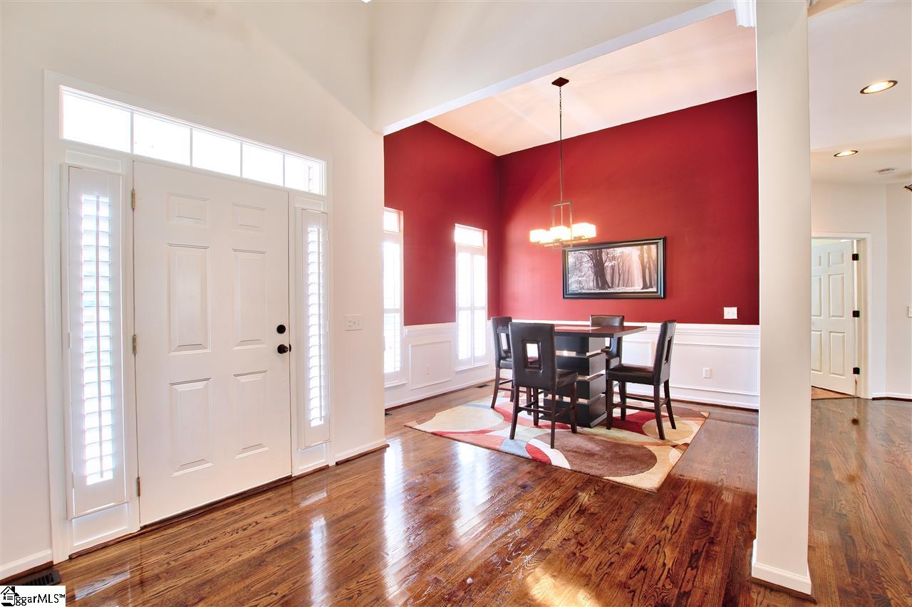 204 Forked Oak Way Fountain Inn, SC 29644 - Photo 4 of 27 Gallery Image 4
