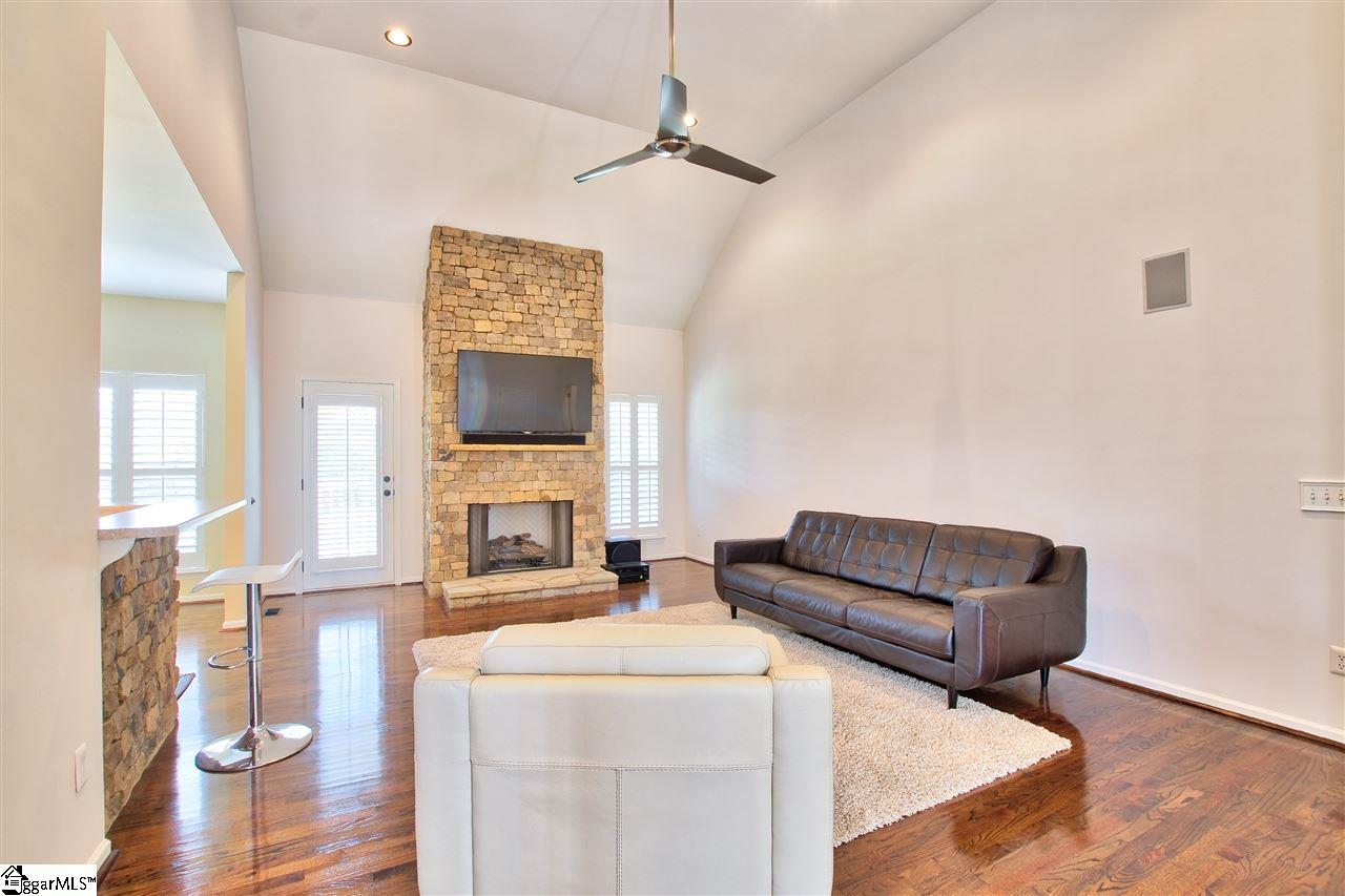 204 Forked Oak Way Fountain Inn, SC 29644 - Photo 7 of 27 Gallery Image 7