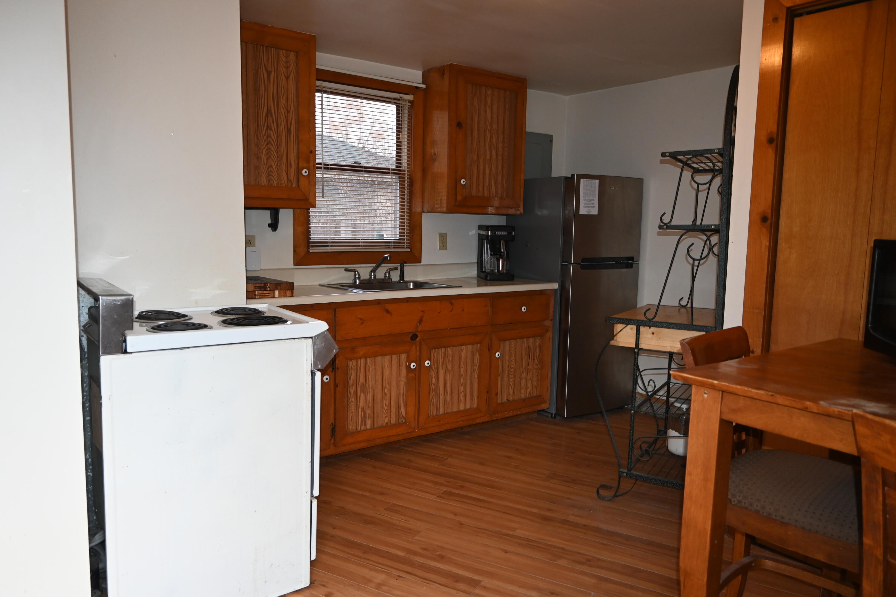 3305 Maple Grove Road Muskegon, MI 49441 - Photo 19 of 24 DSC_0060