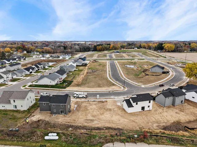 $119,900 | 1516 Dahlia, Stoughton, WI 53589