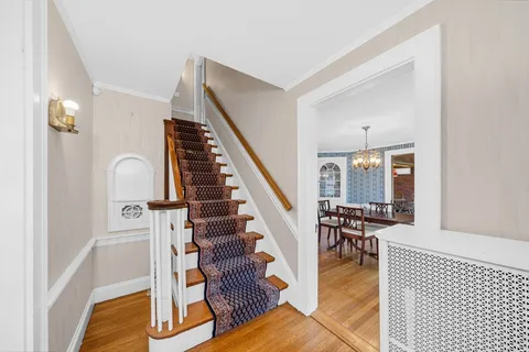 $950,000 | 293 Florence Road, Waltham, MA 02453