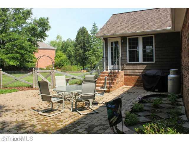 809 Zimmerman Road Lexington, NC 27295 - Photo 14 of 16 Patio/Deck.