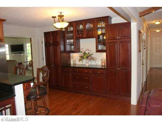 809 Zimmerman Road Lexington, NC 27295 - Photo 5 of 16 Kitchen.