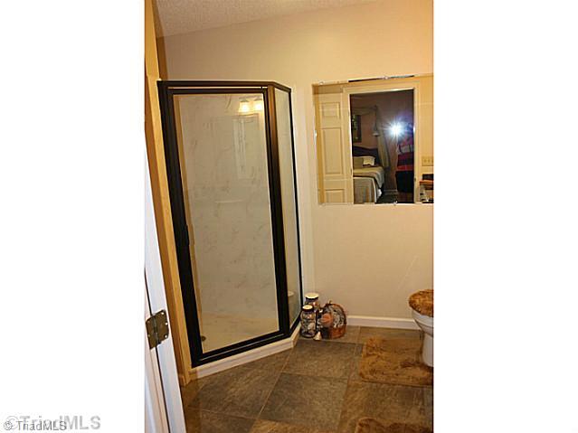 809 Zimmerman Road Lexington, NC 27295 - Photo 9 of 16 Master Bath/Spa.
