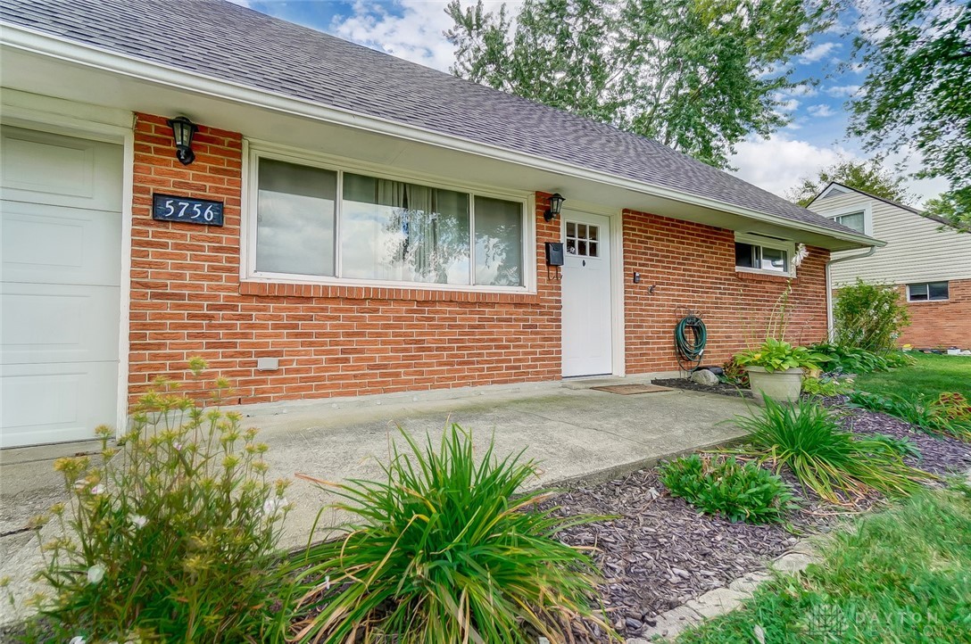 5756 Benedict Road Huber Heights, OH 45424 - Photo 1 of 36