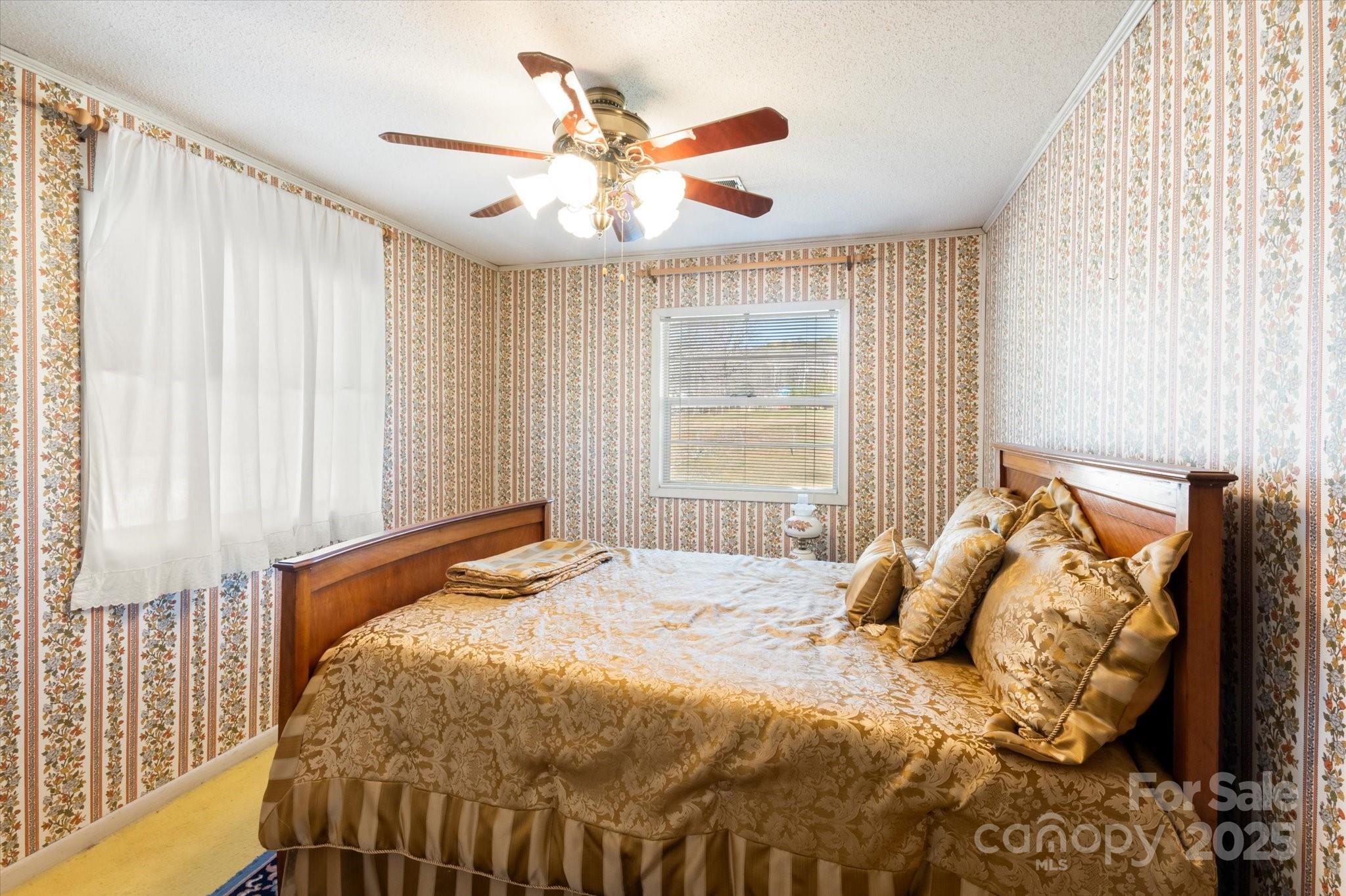 4186 Lake James Road Marion, NC 28752 - Photo 26 of 46