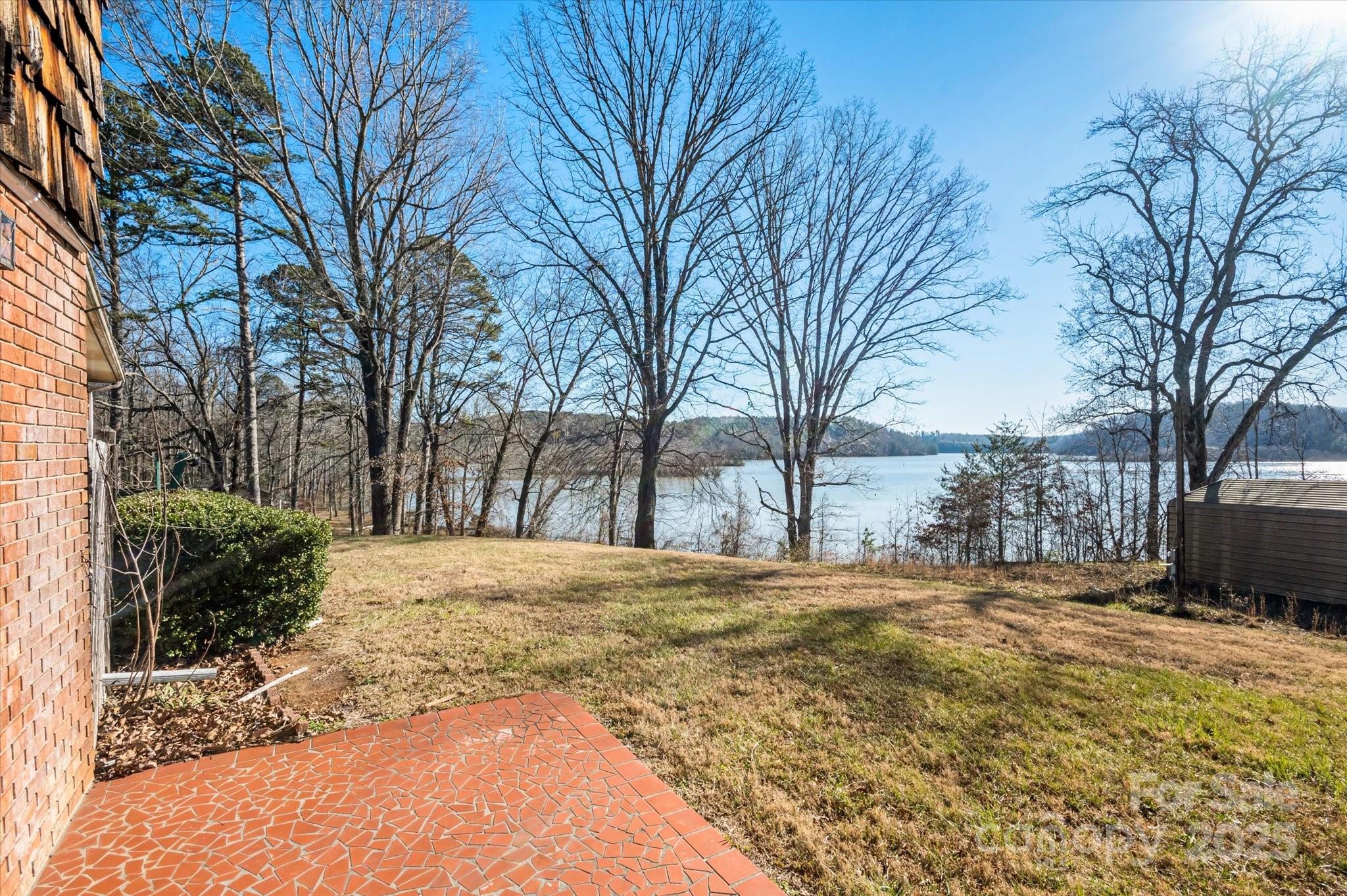 4186 Lake James Road Marion, NC 28752 - Photo 35 of 46