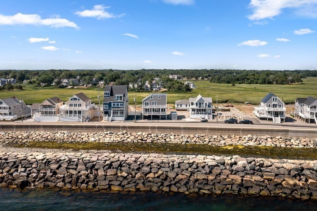 115 Glades Road Scituate, MA 02066 - Photo 4 of 39 Gallery Image 4