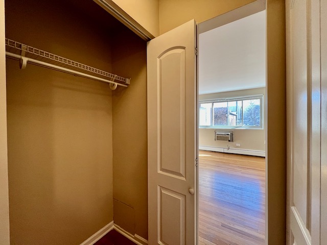 1415 West Lunt Avenue, Unit 304 Chicago, IL 60626 - Photo 10 of 14 a view of a bathroom from a hallway