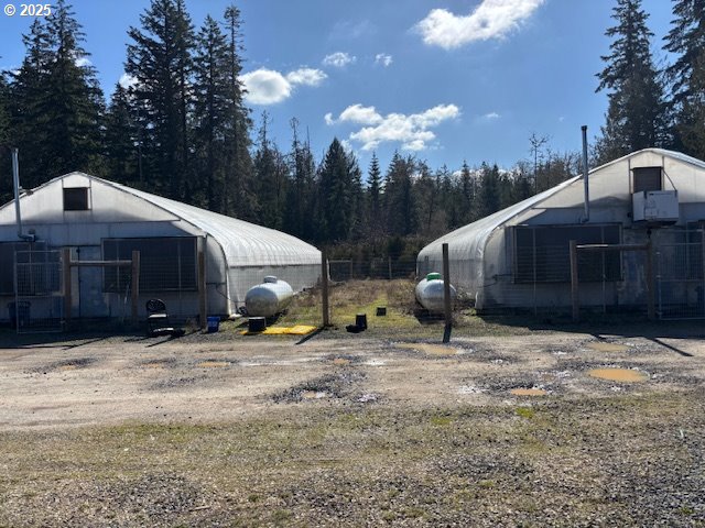 30725 South Wall Street Colton, OR 97017 - Photo 4 of 15