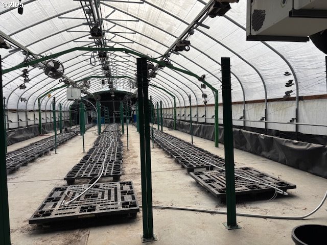 30725 South Wall Street Colton, OR 97017 - Photo 5 of 15