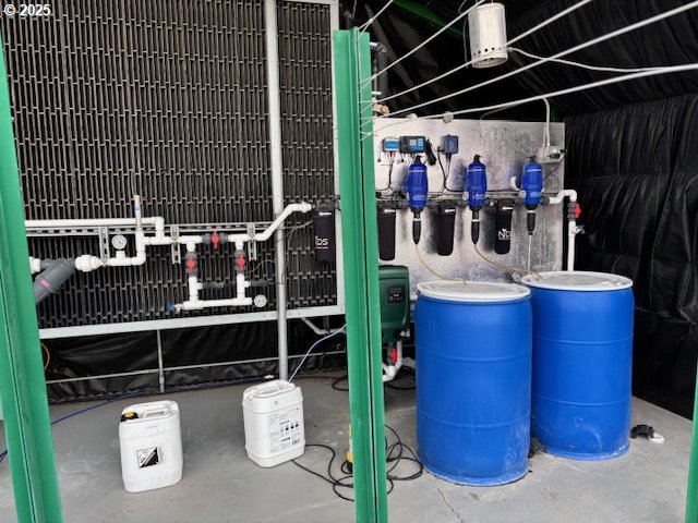 30725 South Wall Street Colton, OR 97017 - Photo 8 of 15