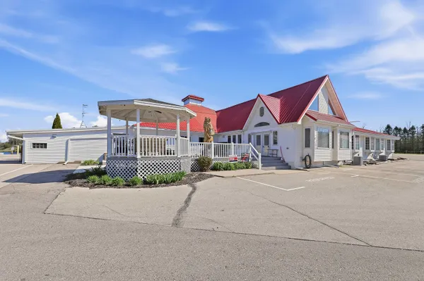 $380,000 | W921 Kettle Moraine Lane, Unit 9, Campbellsport, WI 53010