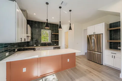 $548,999 | 4712 South Forest Drive, Austin, TX 78745