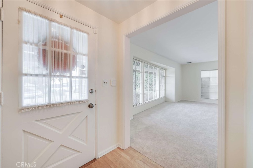 3665 Landfair Road Pasadena, CA 91107 - Photo 17 of 32 a view of an empty room with a window