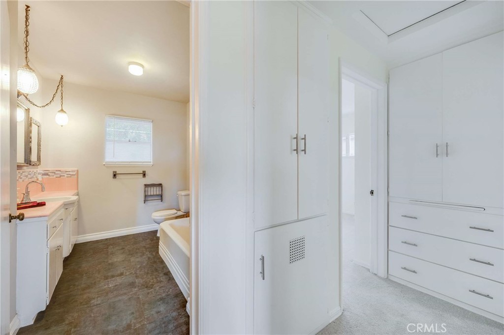 3665 Landfair Road Pasadena, CA 91107 - Photo 21 of 32 a view of a bathroom from the hallway