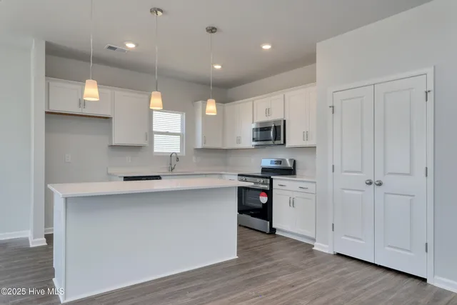 $369,900 | 460 Goldenrod Terrace, Unit LOT 62, Calabash, NC 28467