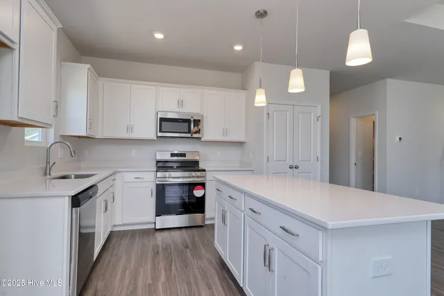 $369,900 | 460 Goldenrod Terrace, Unit LOT 62, Calabash, NC 28467