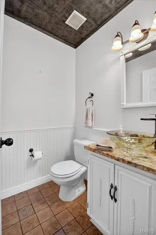 $549,000 | 558 South Geyer Road, Kirkwood, MO 63122