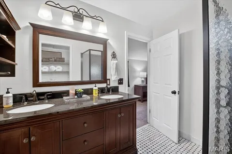 $549,000 | 558 South Geyer Road, Kirkwood, MO 63122