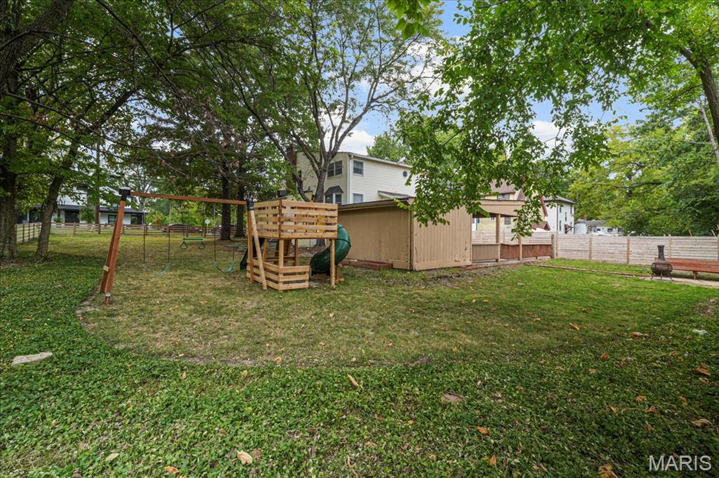 558 South Geyer Road Kirkwood, MO 63122 - Photo 21 of 27